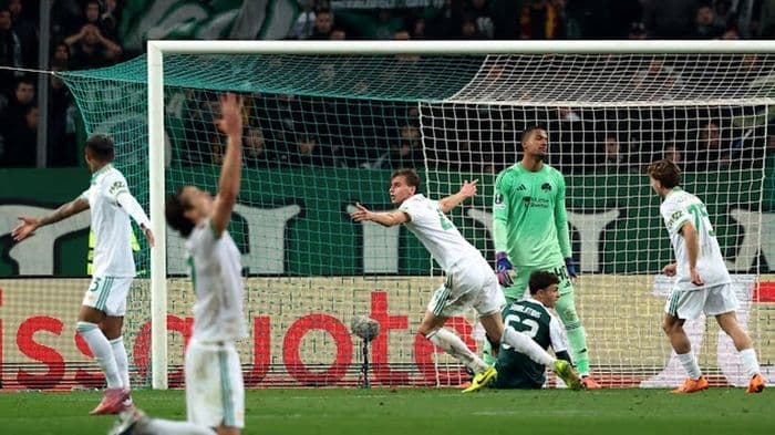 panathinaikos_vs_as_roma_11_gol_dramatis_dan_kartu_merah_jadi_sorotan