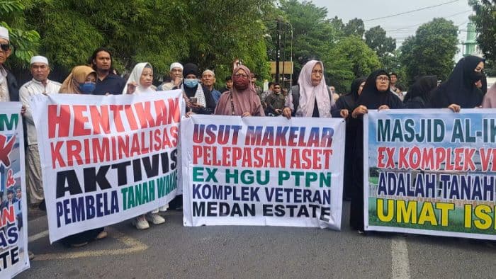 tolak_penggusuran_masjid_al_ikhlas_aliansi_ormas_islam_datangi_polrestabes_medan