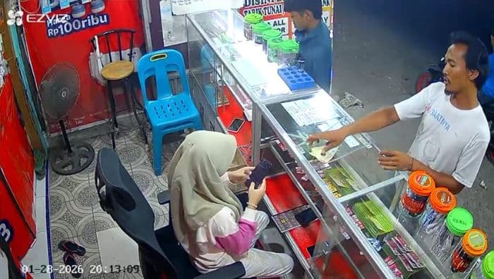 uang_palsu_beredar_di_laut_dendang_buat_warga_resah_ini_modusnya