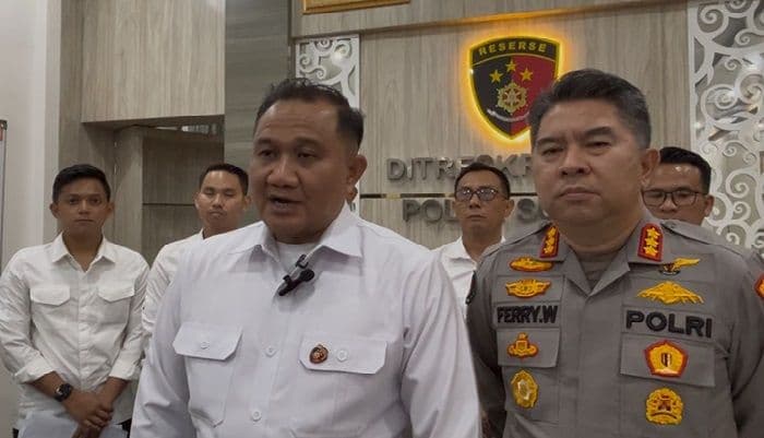 eks_pejabat_bni_aek_nabara_ditangkap_uang_umat_digunakan_investasi