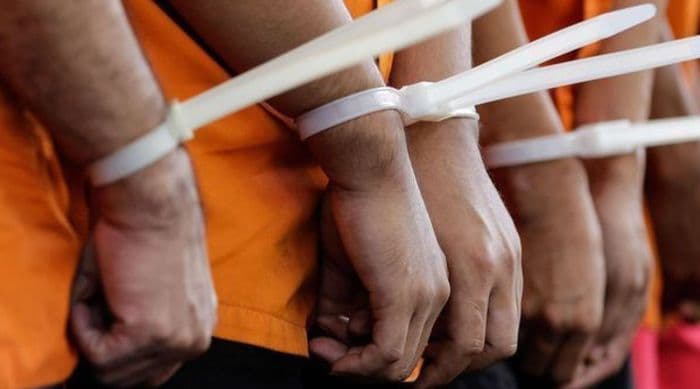 pelaku_mutilasi_di_freezer_ayam_geprek_ternyata_rekan_kerja_dua_pelaku_ditangkap_