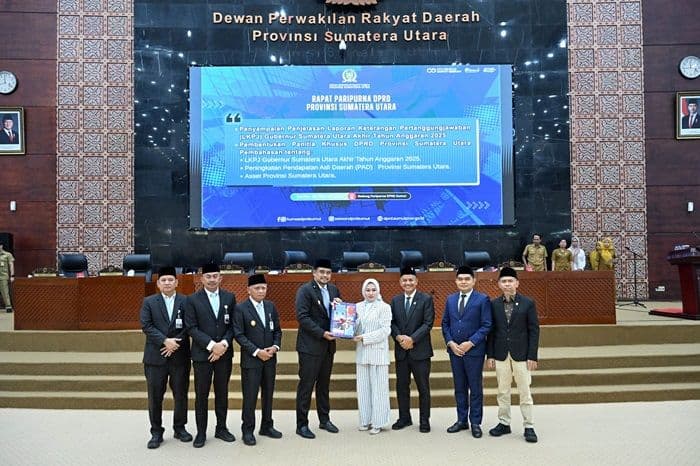 sampaikan_lkpj_2025_ke_dprd_bobby_nasution_paparkan_tren_positif_ekonomi_sumut