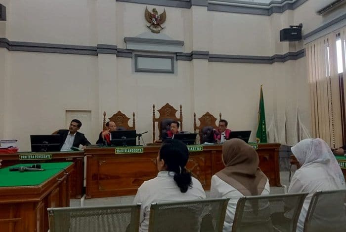 eks_kadinkes_tapteng_dituntut_dua_tahun_penjara_kasus_korupsi_bok_dan_jaspel_puskesmas