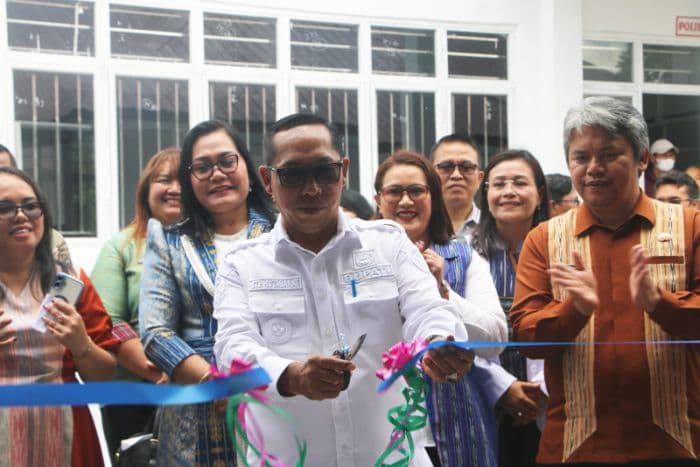 bupati_taput_resmikan_gedung_mri_dan_poli_jantung_di_rsud_tarutung_tingkatkan_layanan_kesehatan