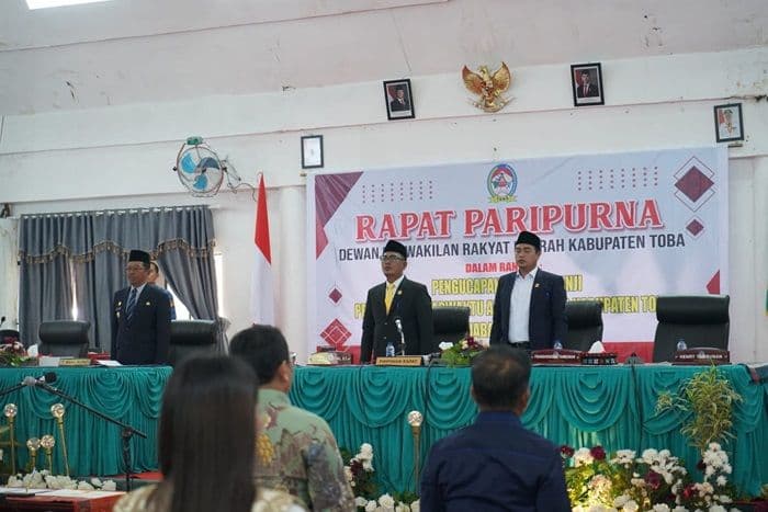 dprd_toba_soroti_lkpj_2025_minta_gotong_royong_desa_diperkuat