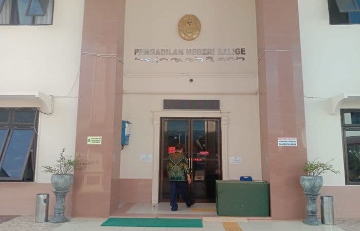 oknum_kades_cabuli_dua_anak_di_toba_divonis_7_tahun_keluarga_korban_akhirnya_lega