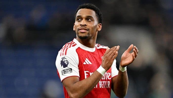 kvaratskhelia_jadi_ancaman_psg_keown_dorong_arsenal_mainkan_timber_