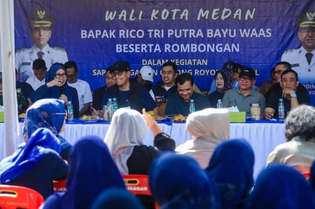rico_waas_kembalikan_pelayanan_ektp_ke_kecamatan_warga_medan_lebih_mudah_mengurus_dokumen