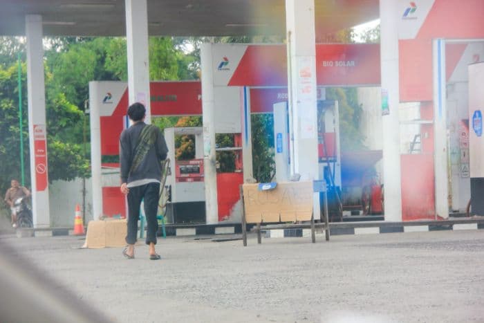 pompa_rusak_spbu_raya_simalungun_tutup_mendadak_warga_kesulitan_bbm