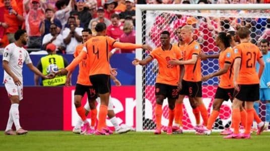 belanda_vs_maroko_00_di_babak_pertama
