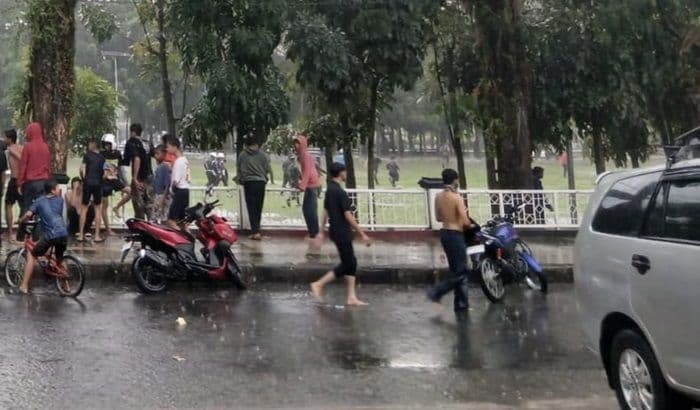 bmkg_prediksi_hujan_disertai_petir_dan_angin_kencang_di_pematangsiantar_sore_hingga_malam