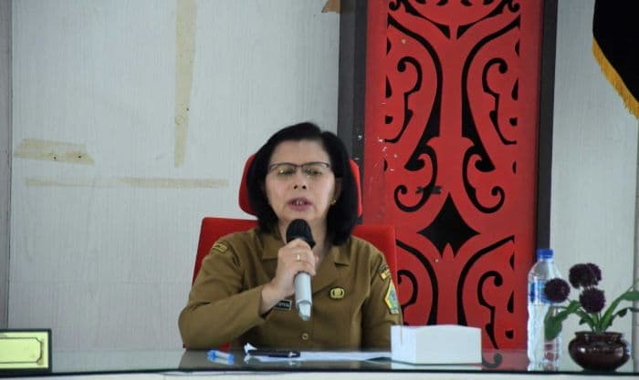 dinkes_samosir_luncurkan_jempol_pkg_kejar_target_pemeriksaan_kesehatan_gratis_65_persen