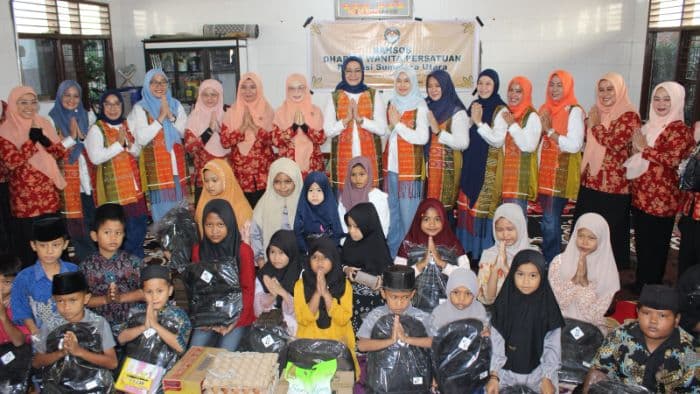 dwp_sumut_gelar_bakti_sosial_di_panti_asuhan_amaliyah_tebing_tinggi
