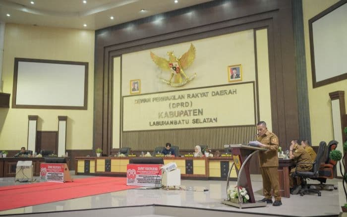 pendapatan_labusel_tahun_2025_tembus_rp94799_miliar_apbd_surplus_rp4005_miliar