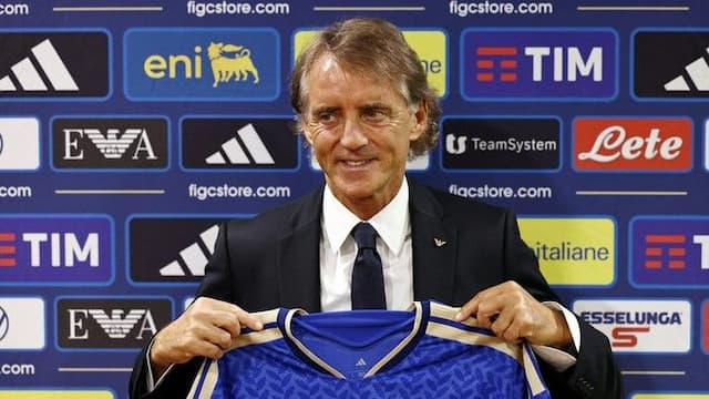 kembali_tangani_italia_mancini_bidik_tambahan_gelar_untuk_gli_azzurri