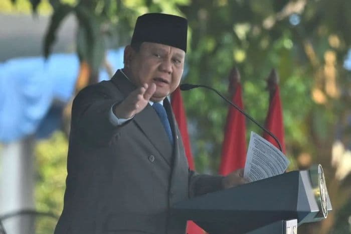 prabowo_minta_pt_kai_segera_tuntaskan_proyek_transsumatra_dan_transkalimantan