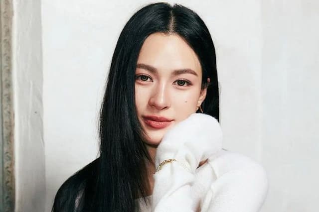 siapa_lingling_kwong_aktris_thailand_raih_22_juta_suara_jadi_wanita_tercantik_dunia_2026_
