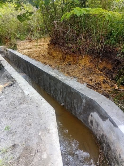 warga_tapanuli_utara_bersyukur_irigasi_simokmok_direhabilitasi_layani_1003_hektare_sawah