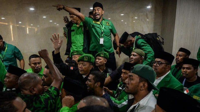 pengamat_politik_nilai_kericuhan_muktamar_ppp_dapat_kurangi_kepercayaan_rakyat