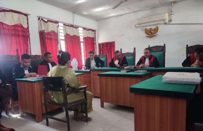 pt_medan_potong_vonis_terdakwa_kasus_penipuan_masuk_akpol_nina_wati_jadi_10_bulan_penjara