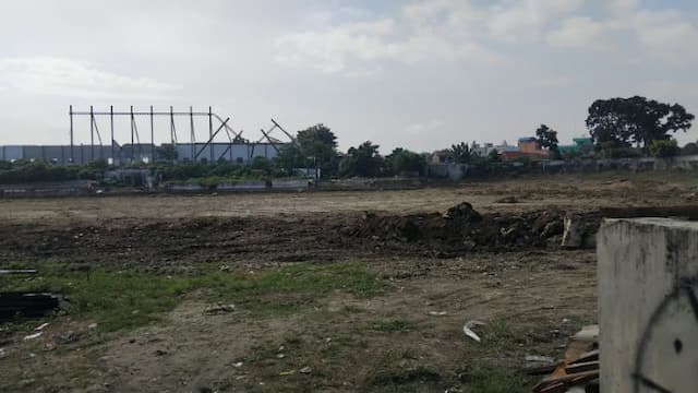pemko_pematangsiantar_anggarkan_rp73_miliar_bangun_lapangan_stadion_sangnaualuh_seperti_apa_hasilnya