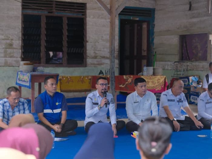 kampung_sei_kuru_labusel_ditargetkan_teraliri_listrik_3_bulan_lagi