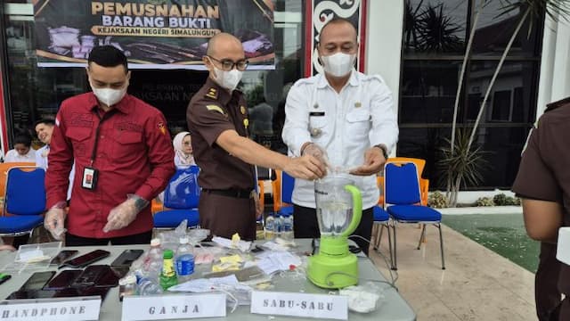 kejari_simalungun_musnahkan_barang_bukti_44_perkara_kasus_narkotika_mendominasi
