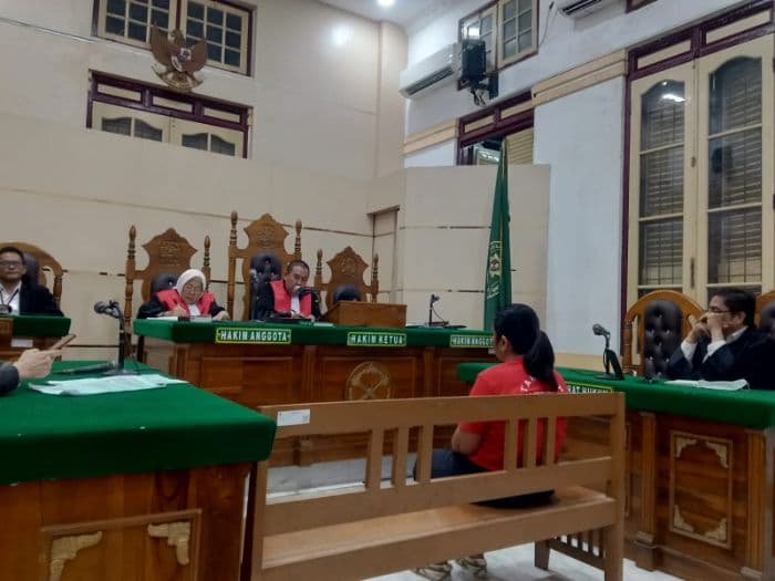 penipuan_bisnis_aspal_rp63_miliar_di_medan_wanita_ini_divonis_45_bulan_penjara