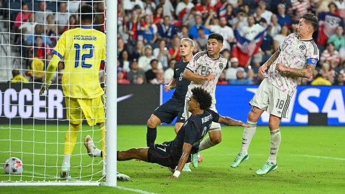remaja_17_tahun_pecahkan_rekor_pulisic_as_tekuk_chile_42