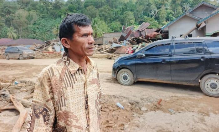 kisah_anak_rusli_waruwu_hilang_saat_banjir_bandang_terjang_desa_garoga_tapsel