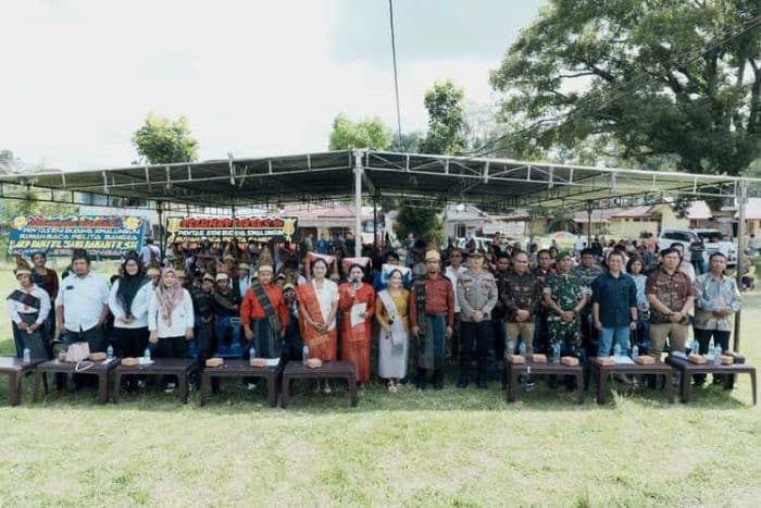 pentas_seni_pasada_uhur_gaungkan_pelestarian_budaya_dan_literasi_simalungun_2025