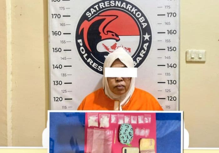 irt_di_batu_bara_ditangkap_polisi_simpan_sabu_24_gram_di_dekat_rumah