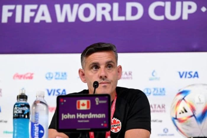 john_herdman_selangkah_lagi_ditunjuk_pssi_jadi_pelatih_timnas_indonesia