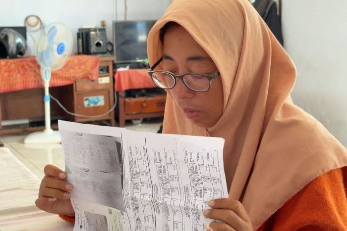 kasus_guru_nur_aini_pasuruan_viral_curhat_jarak_jauh_berujung_pemecatan_asn