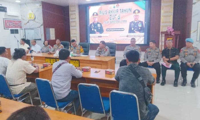 rilis_akhir_tahun_kapolres_tebing_tinggi_pastikan_tak_ada_izin_keramaian_2026