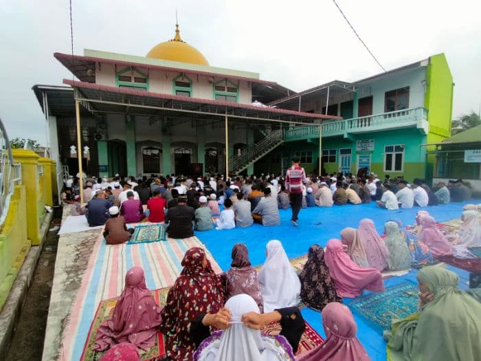 ribuan_warga_muhammadiyah_salat_id_di_kisaran_khatib_sebut_tiga_kunci_sukses_setelah_ramadan