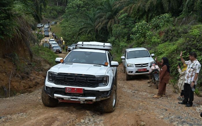 dua_ruas_jalan_provinsi_yang_menghubungkan_kabupaten_toba_dan_labura_segera_dibangun
