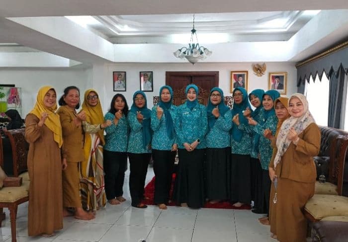 tp_pkk_tebing_tinggi_gelar_rapat_persiapan_supervisi_hkg_2026_perkuat_sinergi_dengan_opd