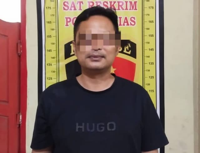 buronan_kasus_penganiayaan_di_gunungsitoli_menyerahkan_diri_ke_polisi