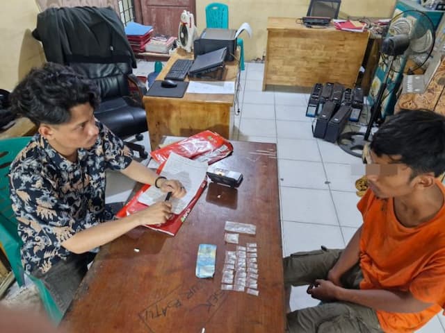 jual_sabu_ke_polisi_yang_menyamar_seorang_pria_di_pancur_batu_ditangkap