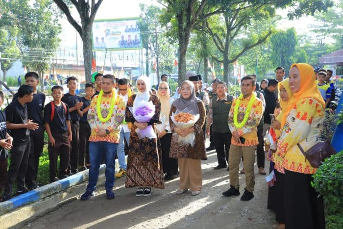 bupati_hendriyanto_sitorus_anakanak_adalah_investasi_masa_depan