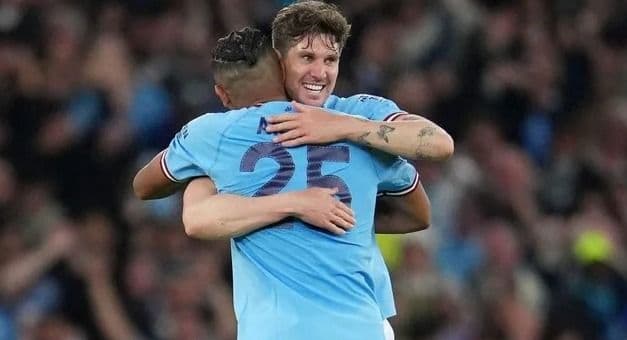 john_stones_antusias_reuni_dengan_manuel_akanji_di_inter_milan