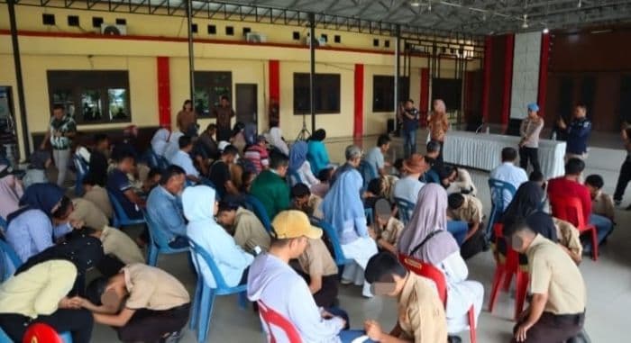 pelajar_konvoi_bawa_sajam_di_lubuk_pakam_dipanggil_polresta_deli_serdang_untuk_dibina