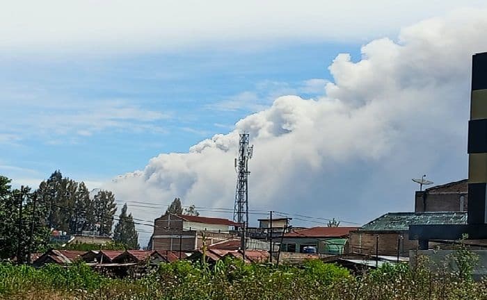 gunung_sinabung_naik_status_level_iii_siaga_warga_radius_5_km_diimbau_waspada
