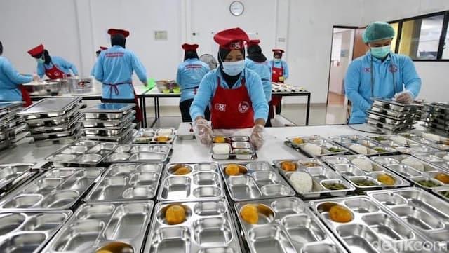 harga_ayam_tembus_rp50_ribu_pengamat_awas_ancaman_inflasi_pangan