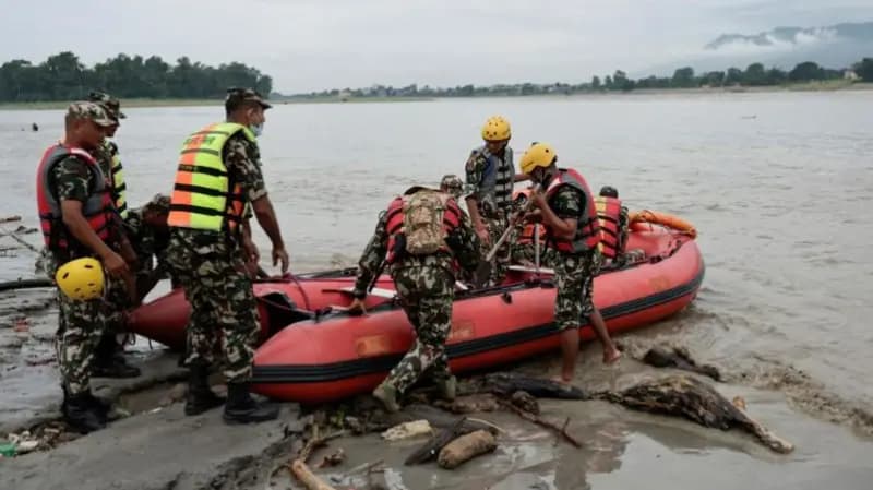 korban_banjir_nepal_tembus_903_jiwa_4247_orang_hilang_termasuk_592_warga_asing