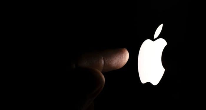 sebelum_logo_yang_sekarang_apple_pernah_pakai_gambar_isaac_newton