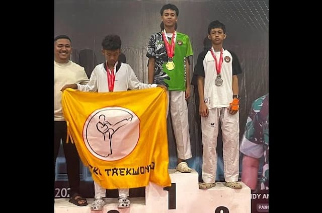 siswa_mtsn_1_medan_raih_juara_taekwondo_di_piala_pangdam_i_bukit_barisan