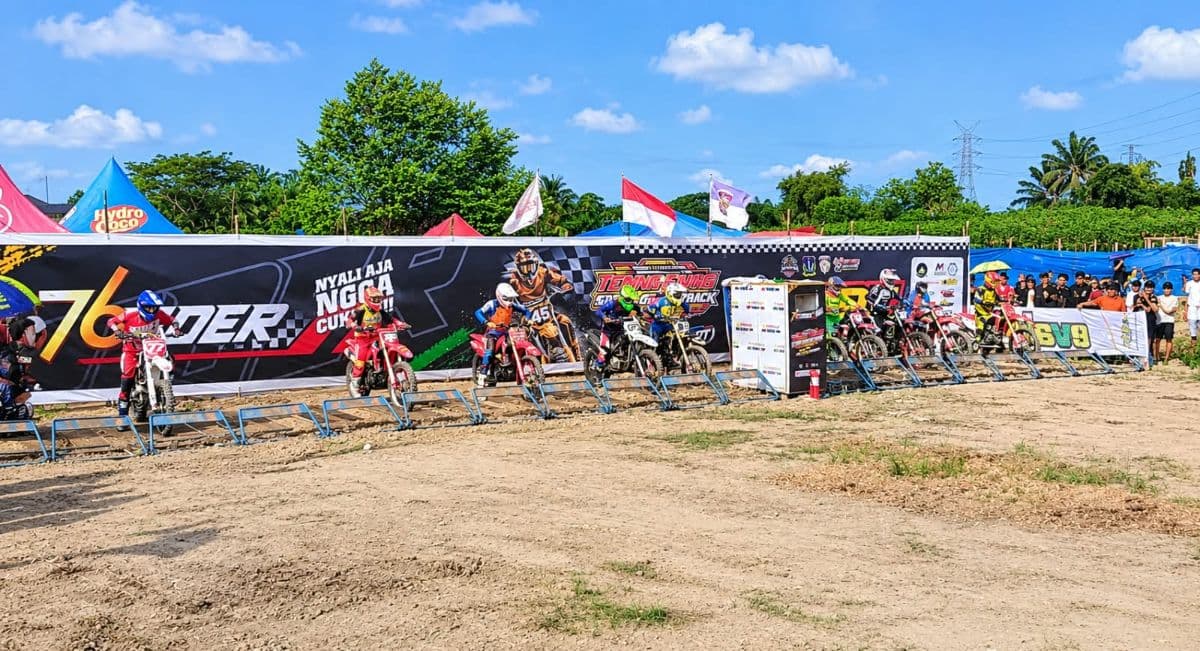 44_pebalap_adu_kecepatan_di_speed_grasstrack_tebing_tinggi_2026