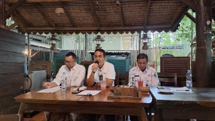 bulog_sumut_siagakan_73_ribu_ton_beras_khusus_di_wilayah_terdampak_bencana